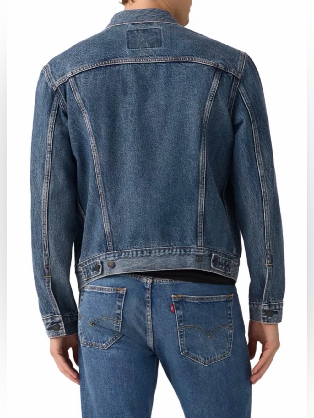 Levi’s Men’s Denim Trucker Jacket Medium Distressed Wash NWT Standard Fit - Picture 2 of 12